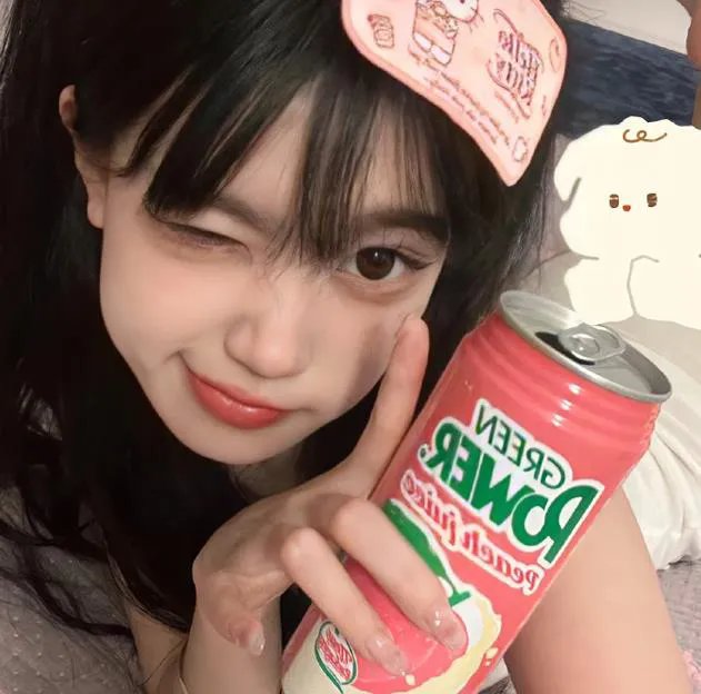 她房间里的云